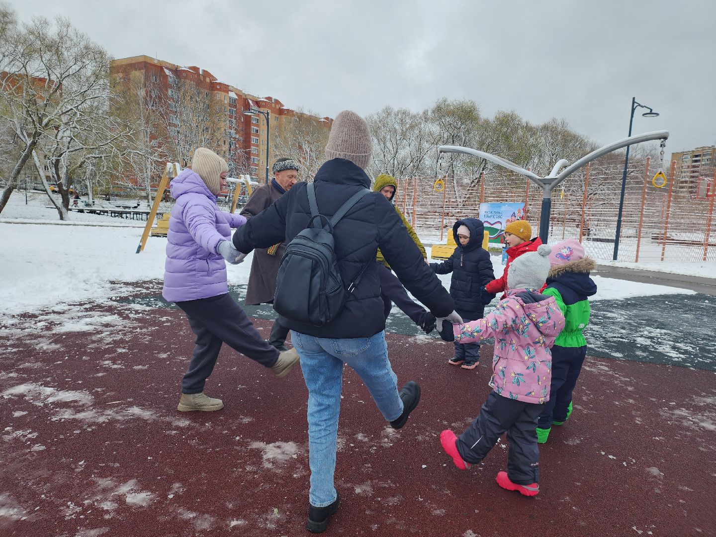 день народного единства, праздник в парке, народные традиции, вертикалка,