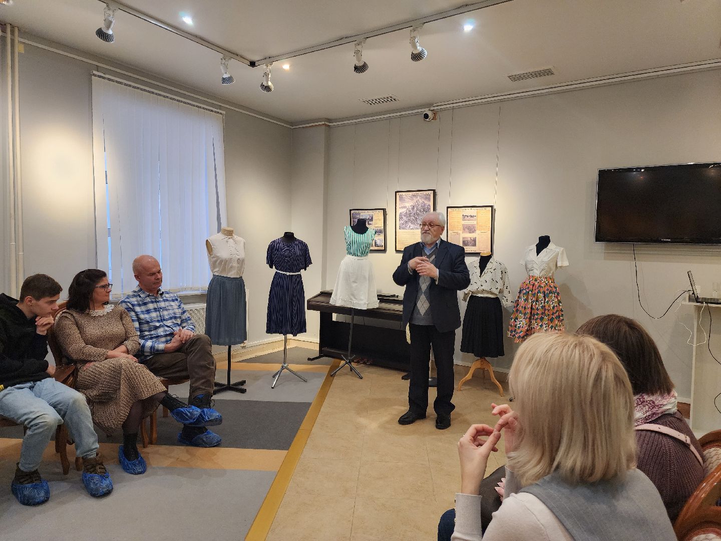 Подольск, дефиле костюмов, мода, день народного единства, вертикалка,