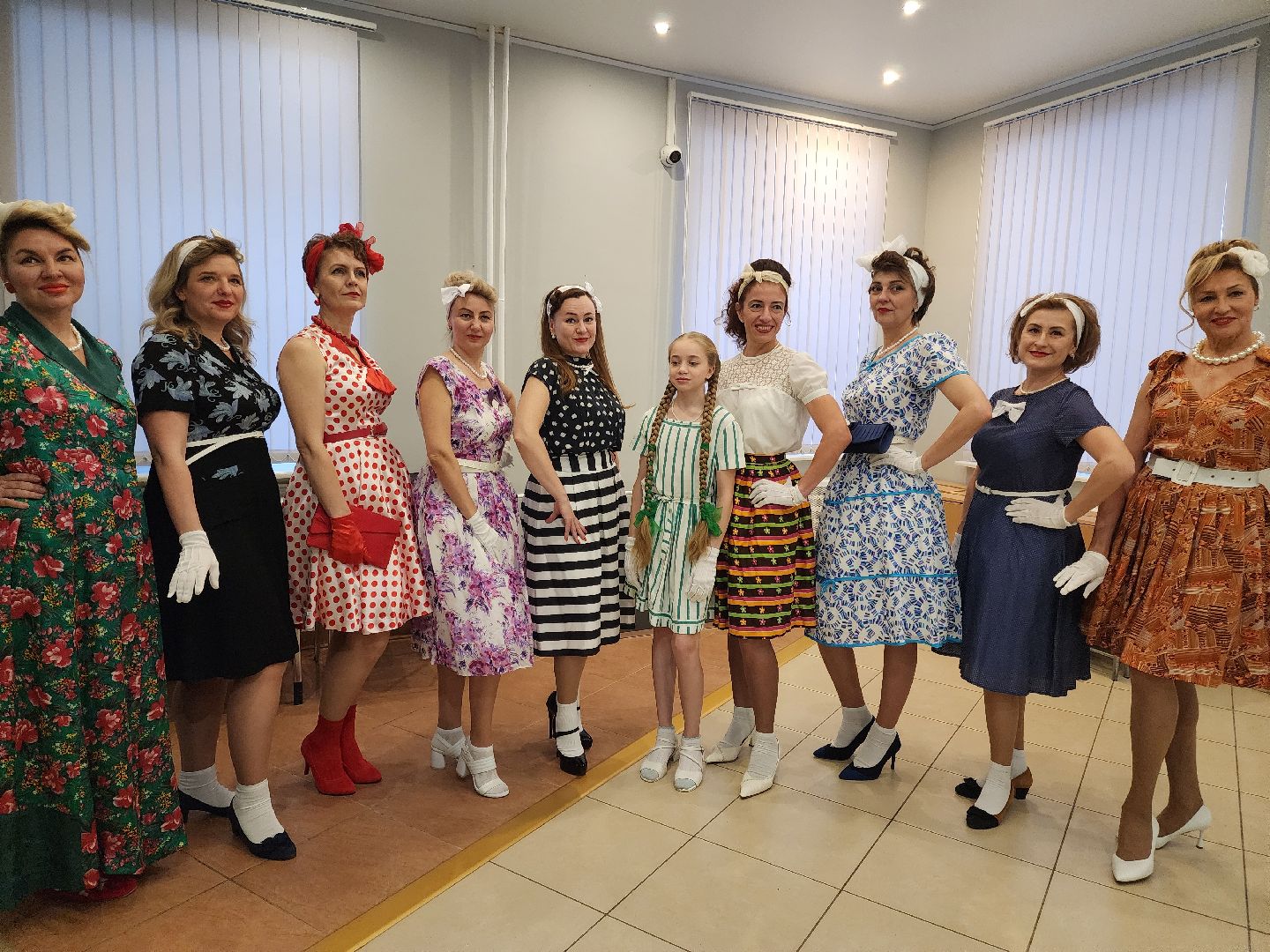 Подольск, дефиле костюмов, мода, день народного единства, вертикалка,