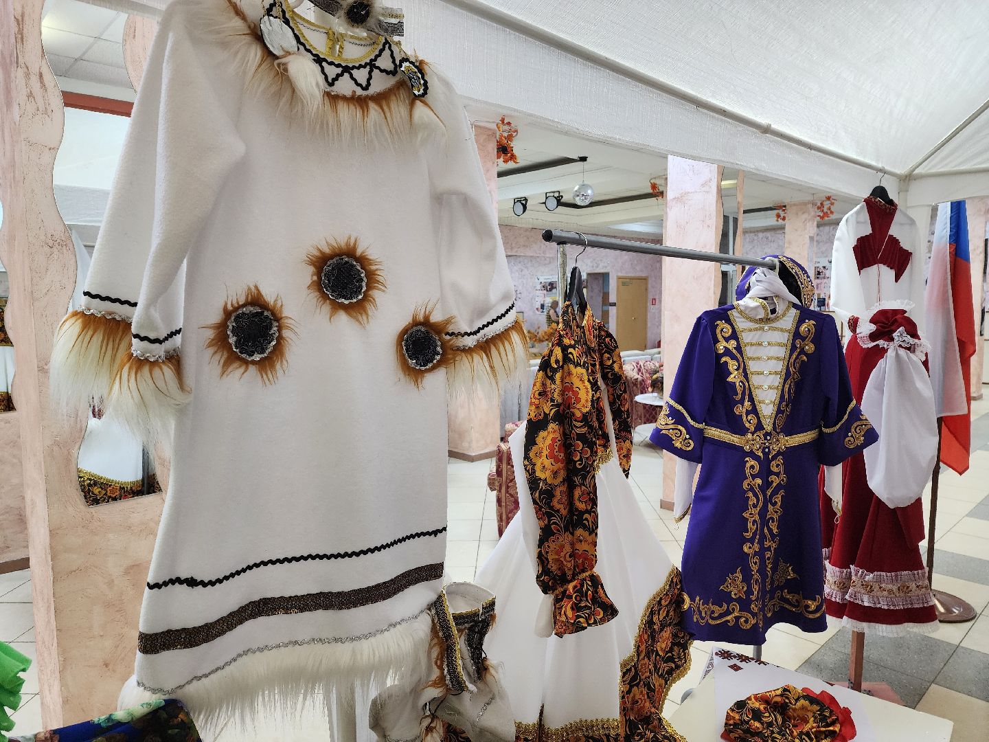 вертикалки, красноармейск, городской округ пушкинский, день народно единства, вертикалки, национальные костюмы,