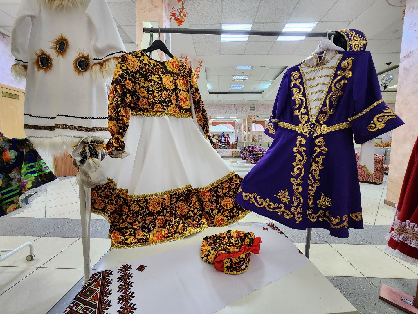 вертикалки, красноармейск, городской округ пушкинский, день народно единства, вертикалки, национальные костюмы,