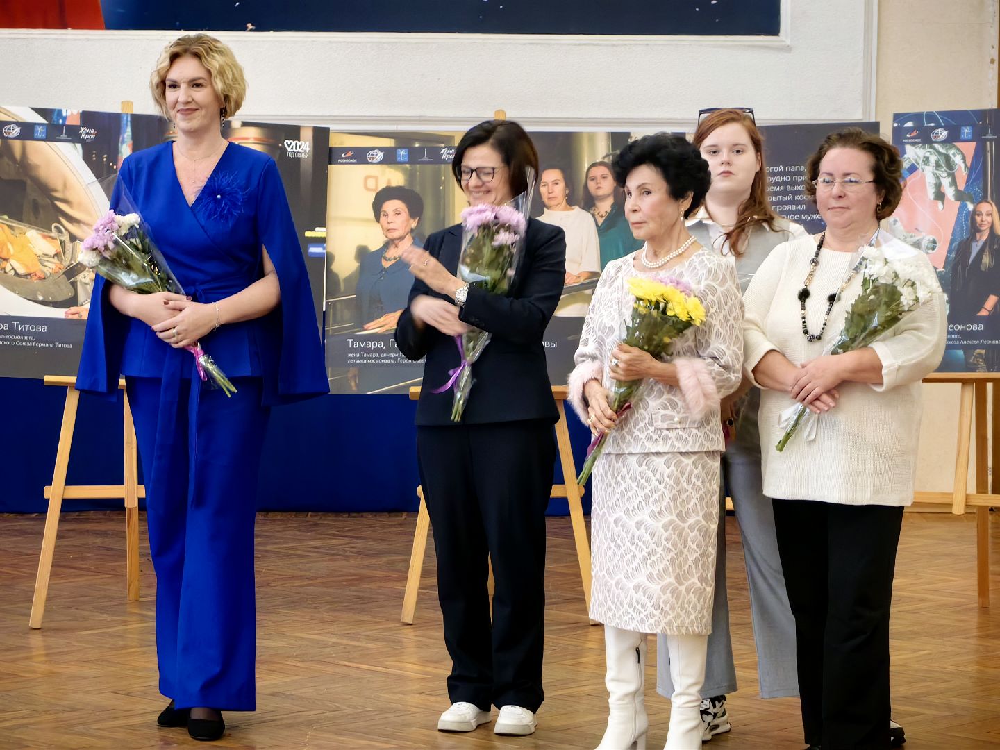 проект, жена героя, фотовыставка, дом космонавтов, герои, открытие выставки, вертикалки