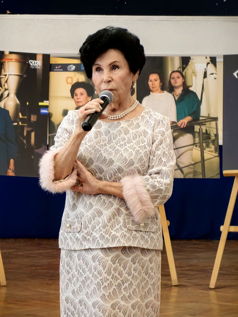 проект, жена героя, фотовыставка, дом космонавтов, герои, открытие выставки, вертикалки