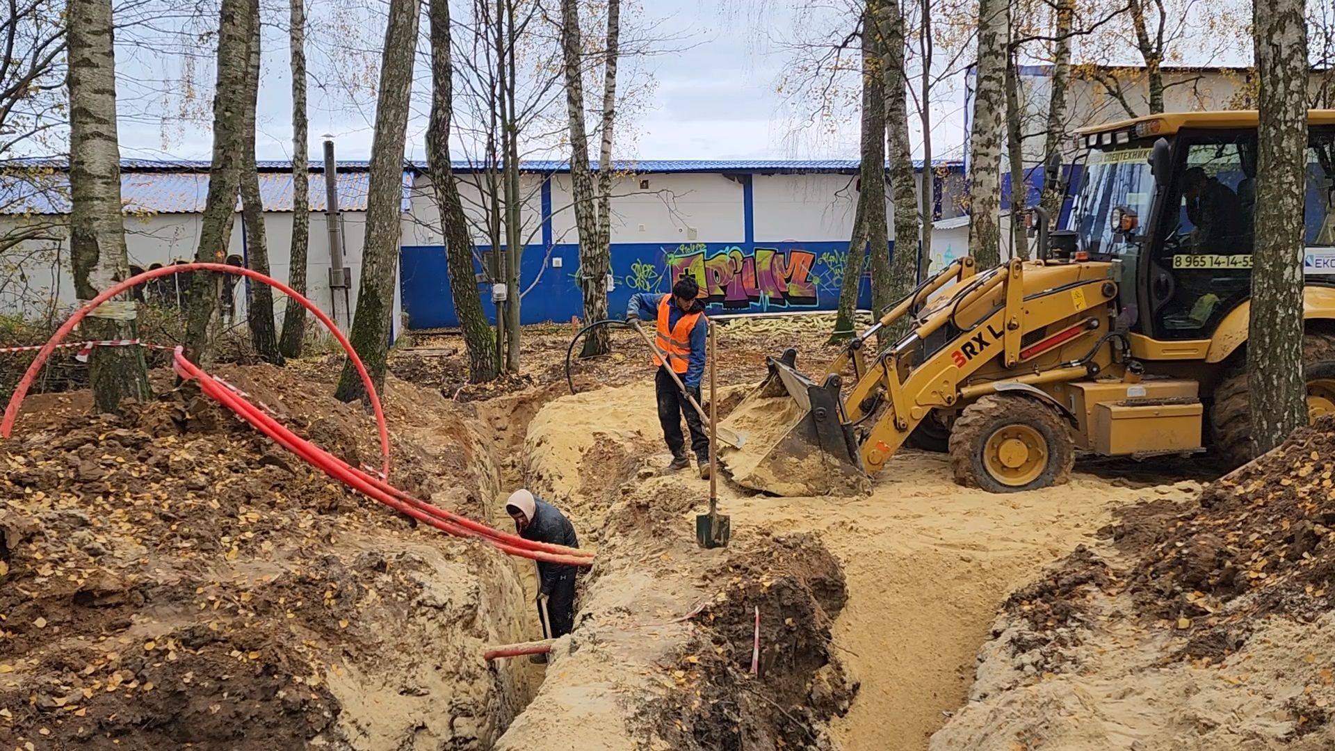 Чехов, микрорайон Губернский, лесопарк, лесопарковая зона отдыха, строительство, благоустройство, прокладка инженерных сетей, электроснабжение, региональная программа Парки в лесу, вертикалка, вертикальное видео,