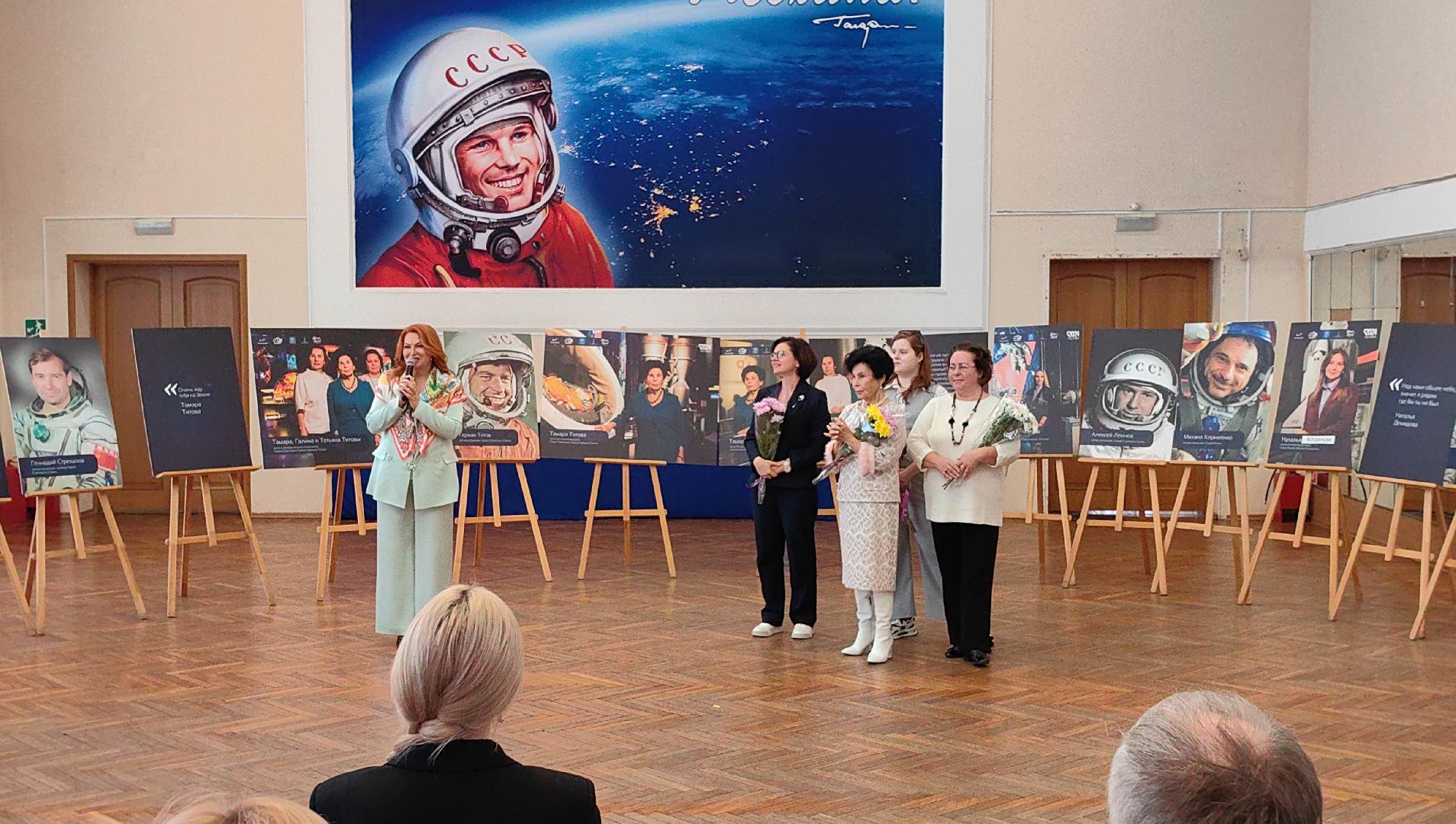 жена героя, проект, выставка, фото, дом космонавтов, вертикалки