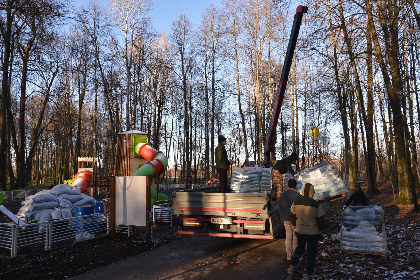 лотошино, лотошинский парк, парки подмосковья, благоустройство, детская игровая площадка, вертикалки,