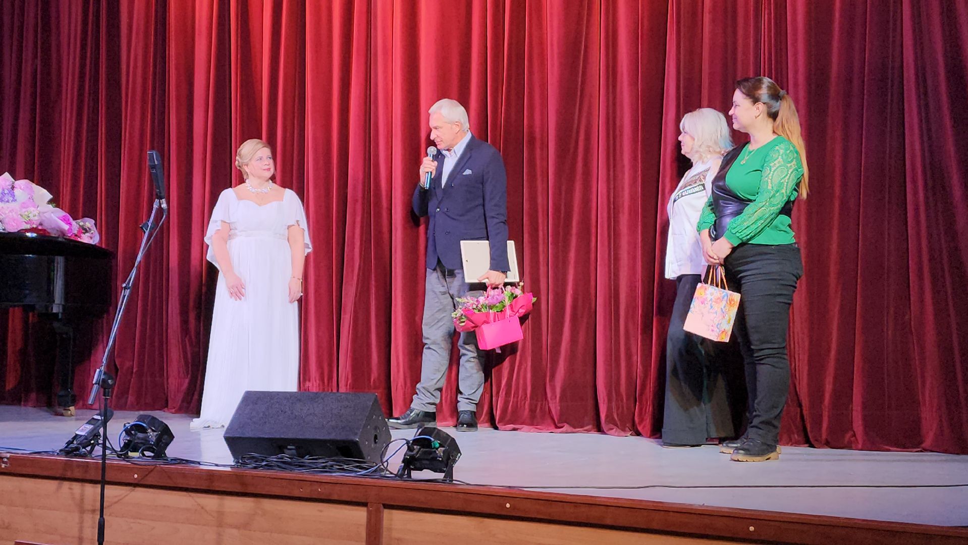 вертикалка, пушкино, юбилей, певица, опера, театр, артисты, концерт,