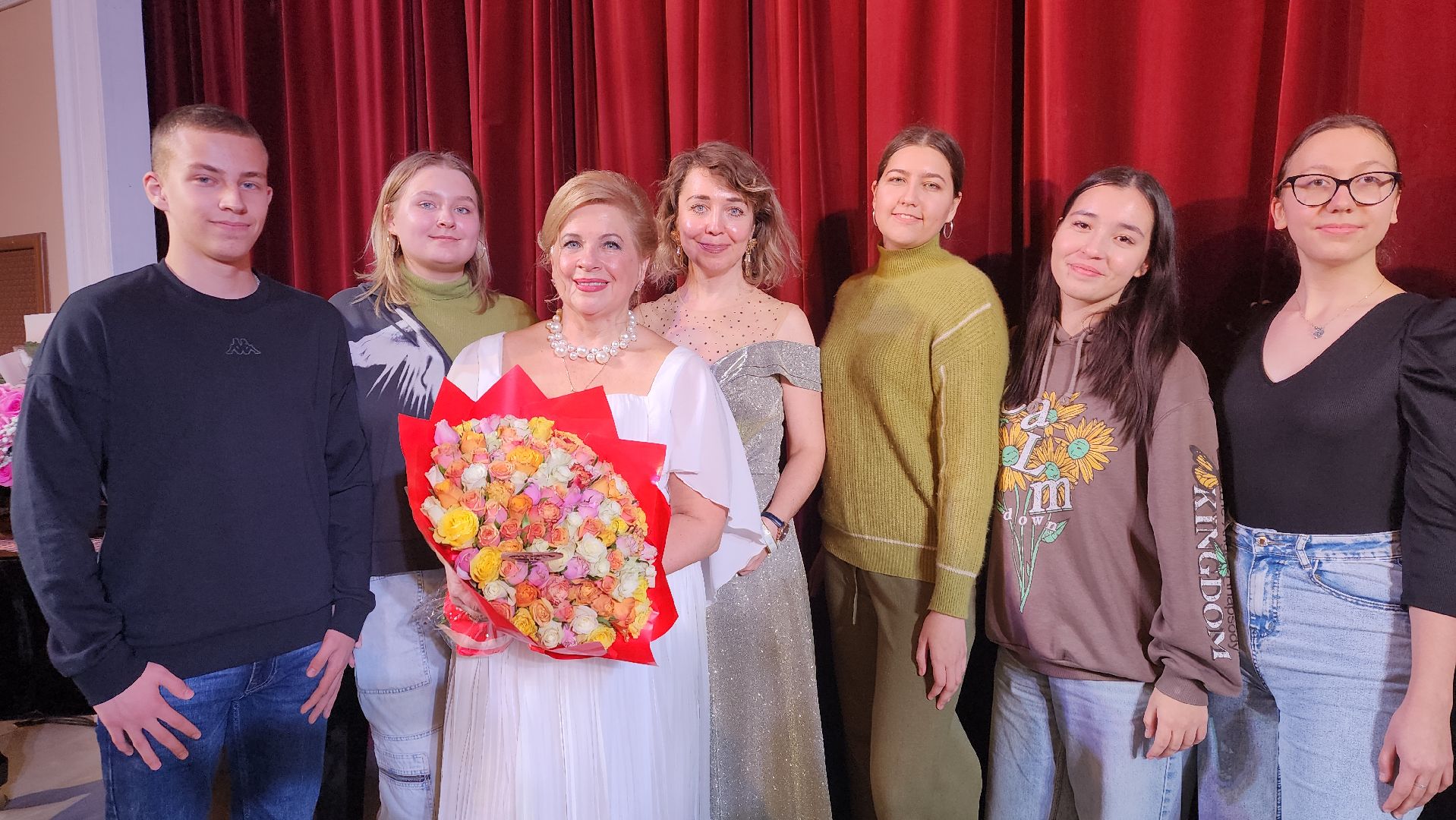 вертикалка, пушкино, юбилей, певица, опера, театр, артисты, концерт,