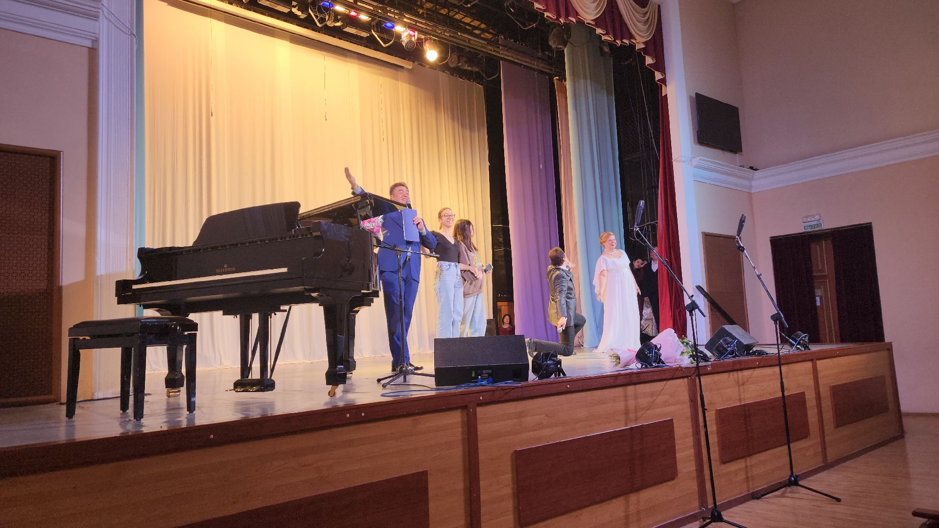 вертикалка, пушкино, юбилей, певица, опера, театр, артисты, концерт,