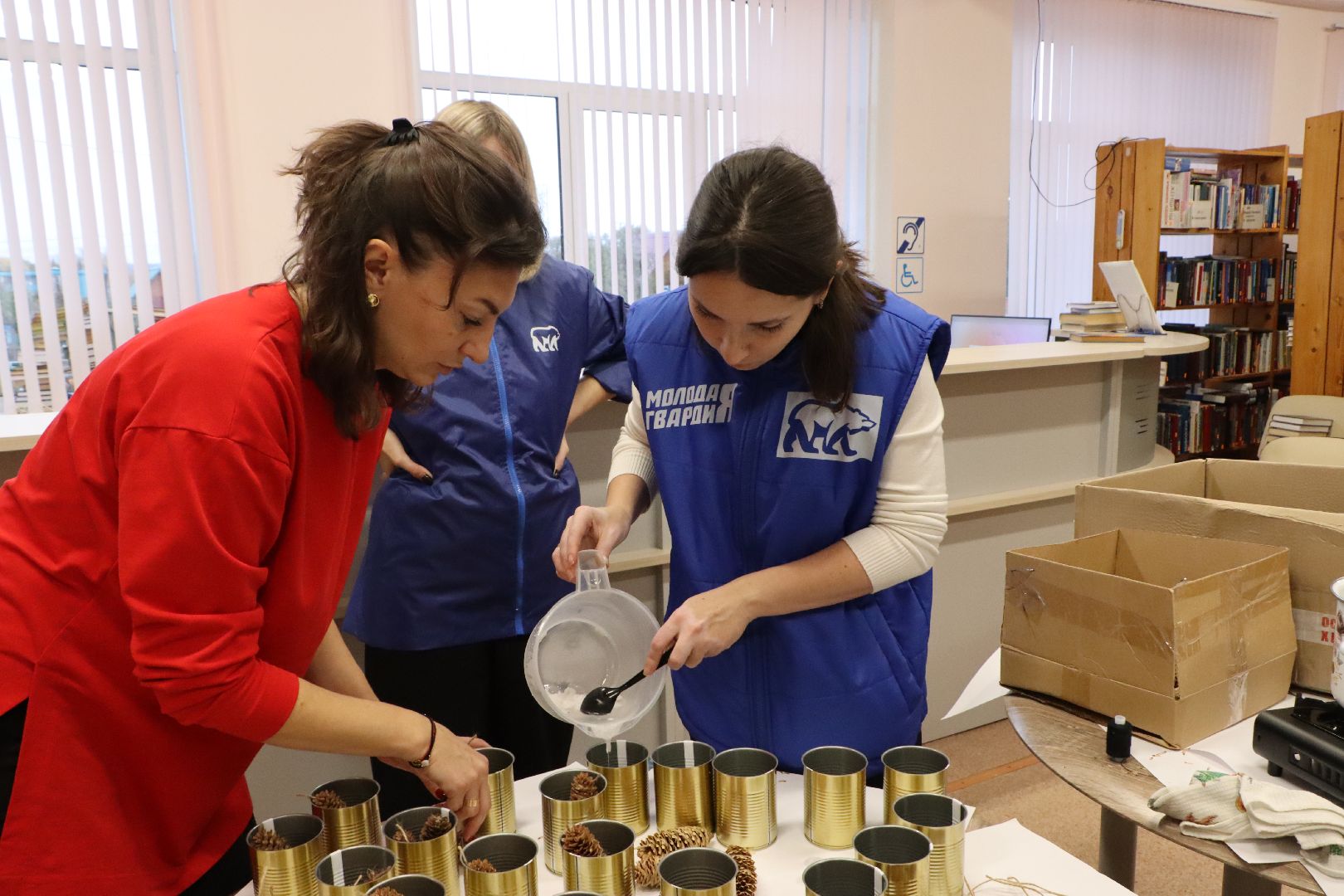 вертикалка, Серебряные Пруды, Волонтеры, окопные свечи,