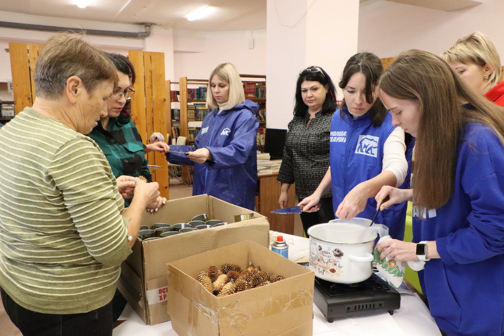 вертикалка, Серебряные Пруды, Волонтеры, окопные свечи,