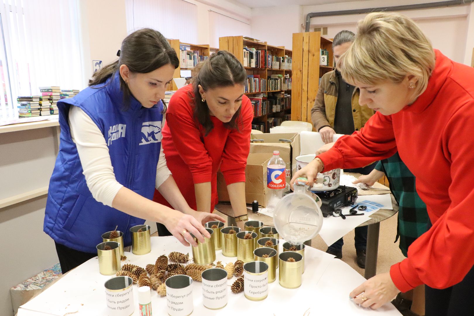 вертикалка, Серебряные Пруды, Волонтеры, окопные свечи,