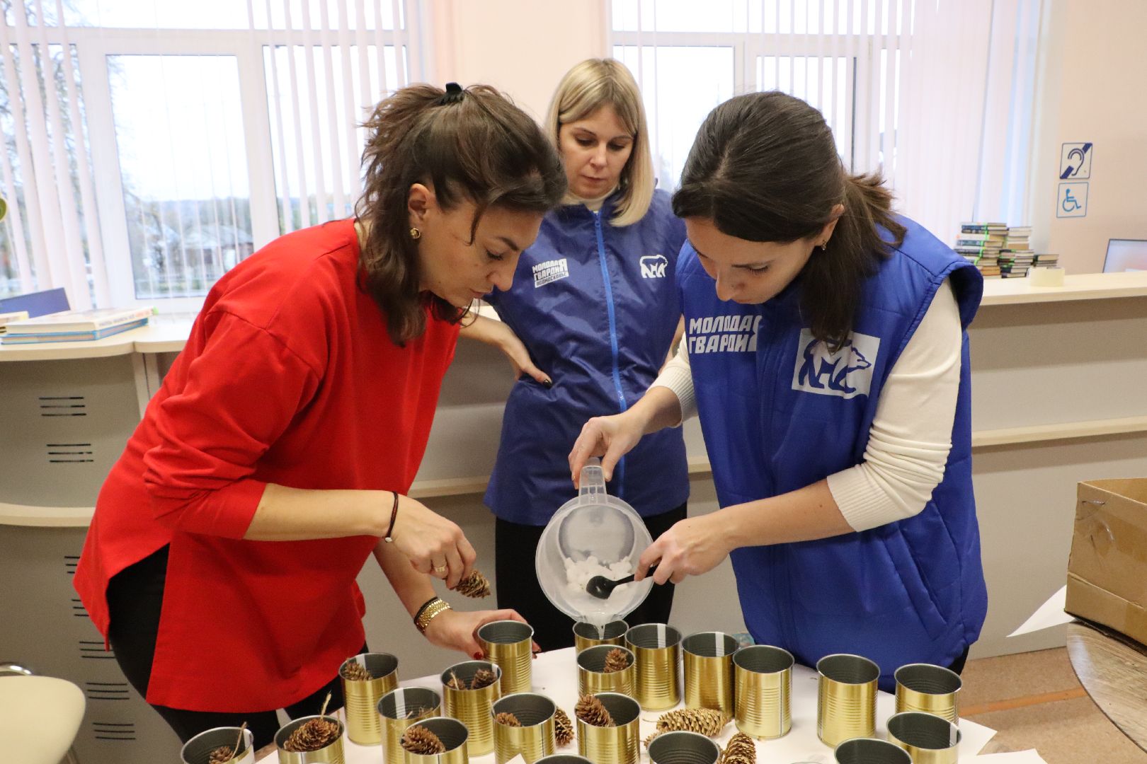 вертикалка, Серебряные Пруды, Волонтеры, окопные свечи,