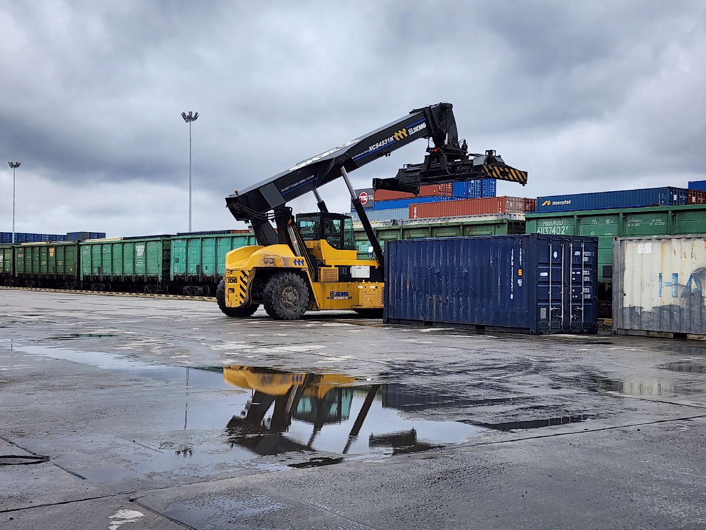 Чехов, деревня Кузьмино-Фильчаково, Сухой порт, терминал, транспортно-перегрузочный центр, транспортно-логистический хаб, строительство, эксплуатация, новые рабочие места, контейнеры, вертикалка, вертикальное видео,