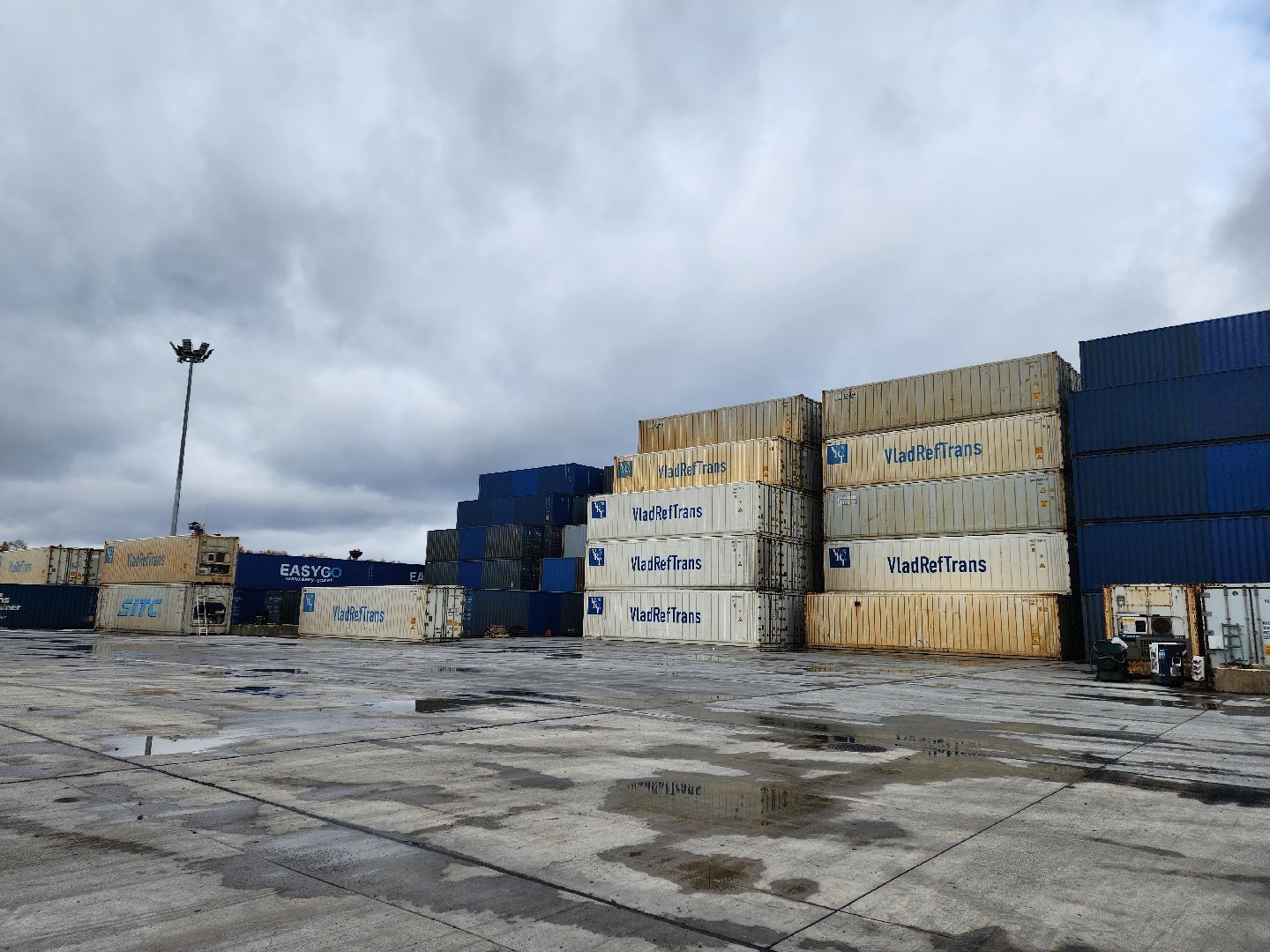 Чехов, деревня Кузьмино-Фильчаково, Сухой порт, терминал, транспортно-перегрузочный центр, транспортно-логистический хаб, строительство, эксплуатация, новые рабочие места, контейнеры, вертикалка, вертикальное видео,