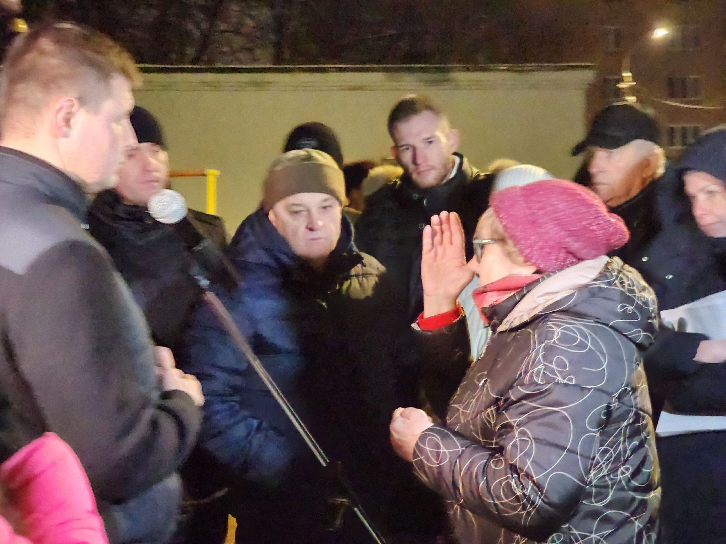 долгопрудный, дирижабельная, транзитная трасса, остановка, вырубка деревьев, вертикалки,