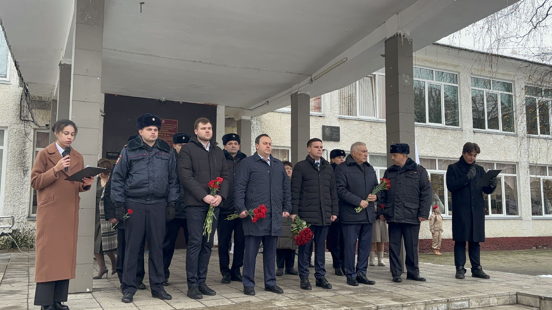 мемориальная доска, полиция, служба,