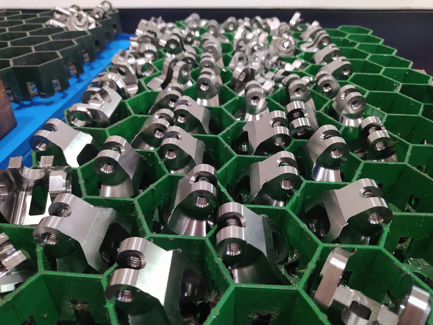 Производство, коленные модули, карбон, протез