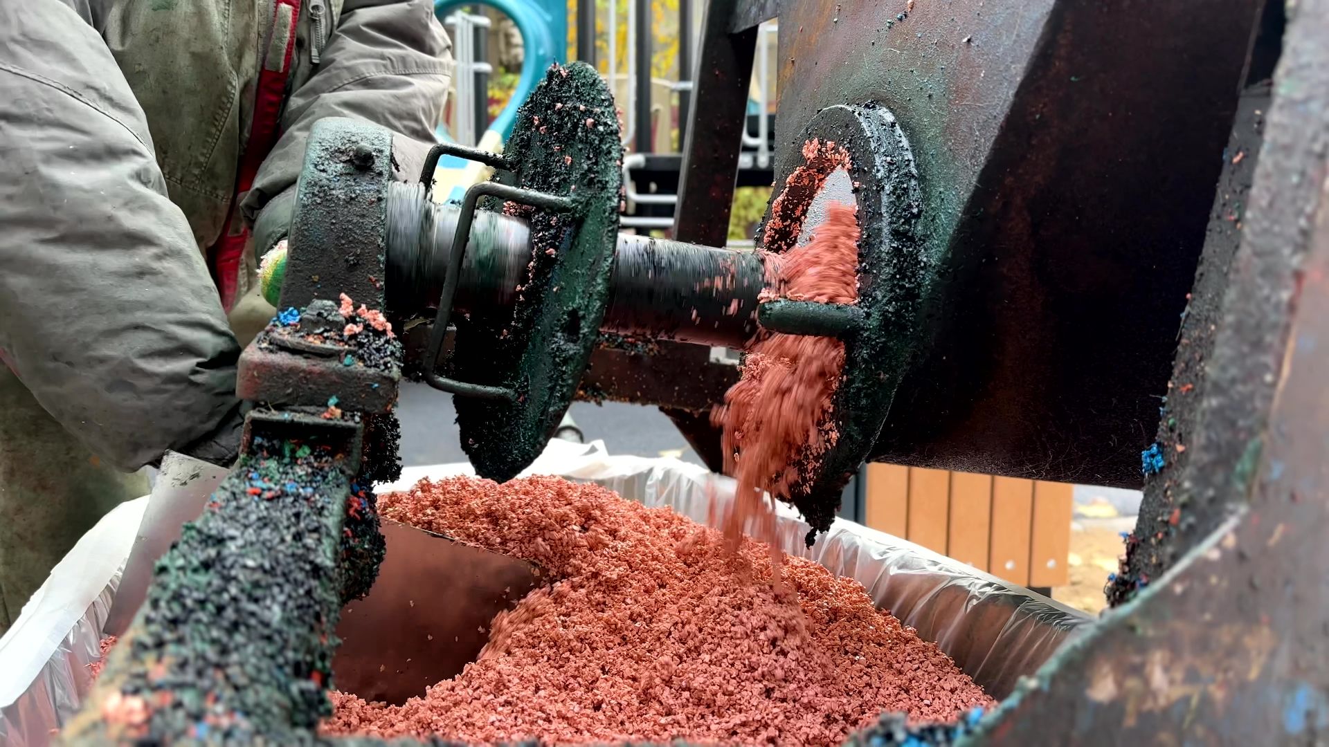 Реутов, вертикалки,детская площадка, качели, карусели, горки, скамейки, освещение,