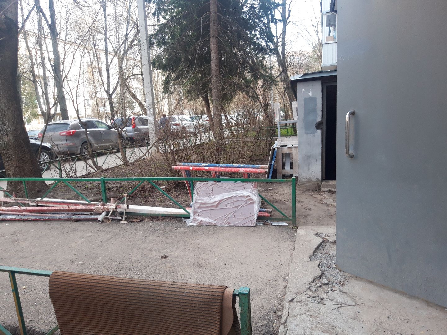 двор, доброе дело,