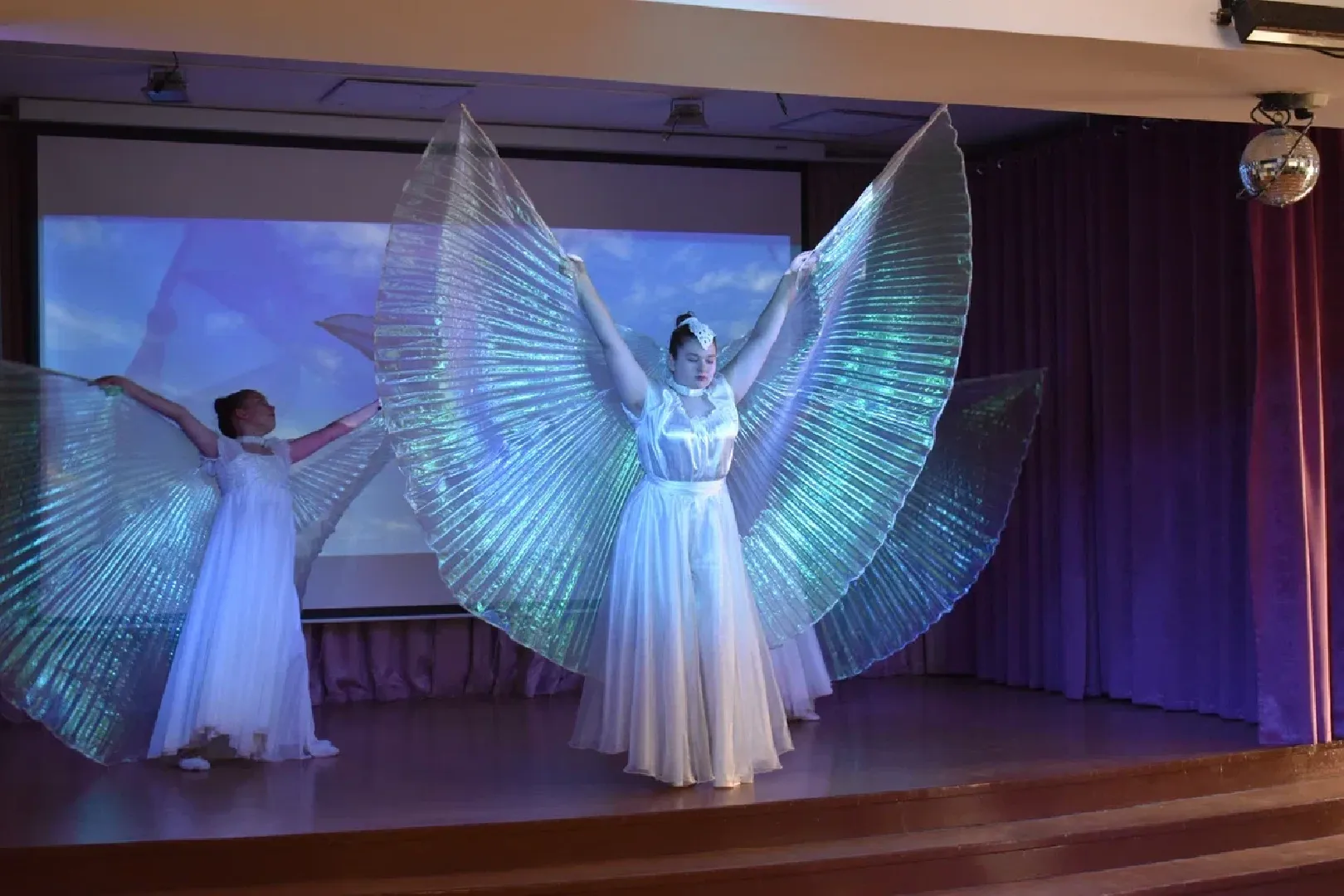 Балашиха, Подмосковье, Парта Героя, Михаил Грачёв, школы, депутаты, Мособлдума, Тарас Ефимов