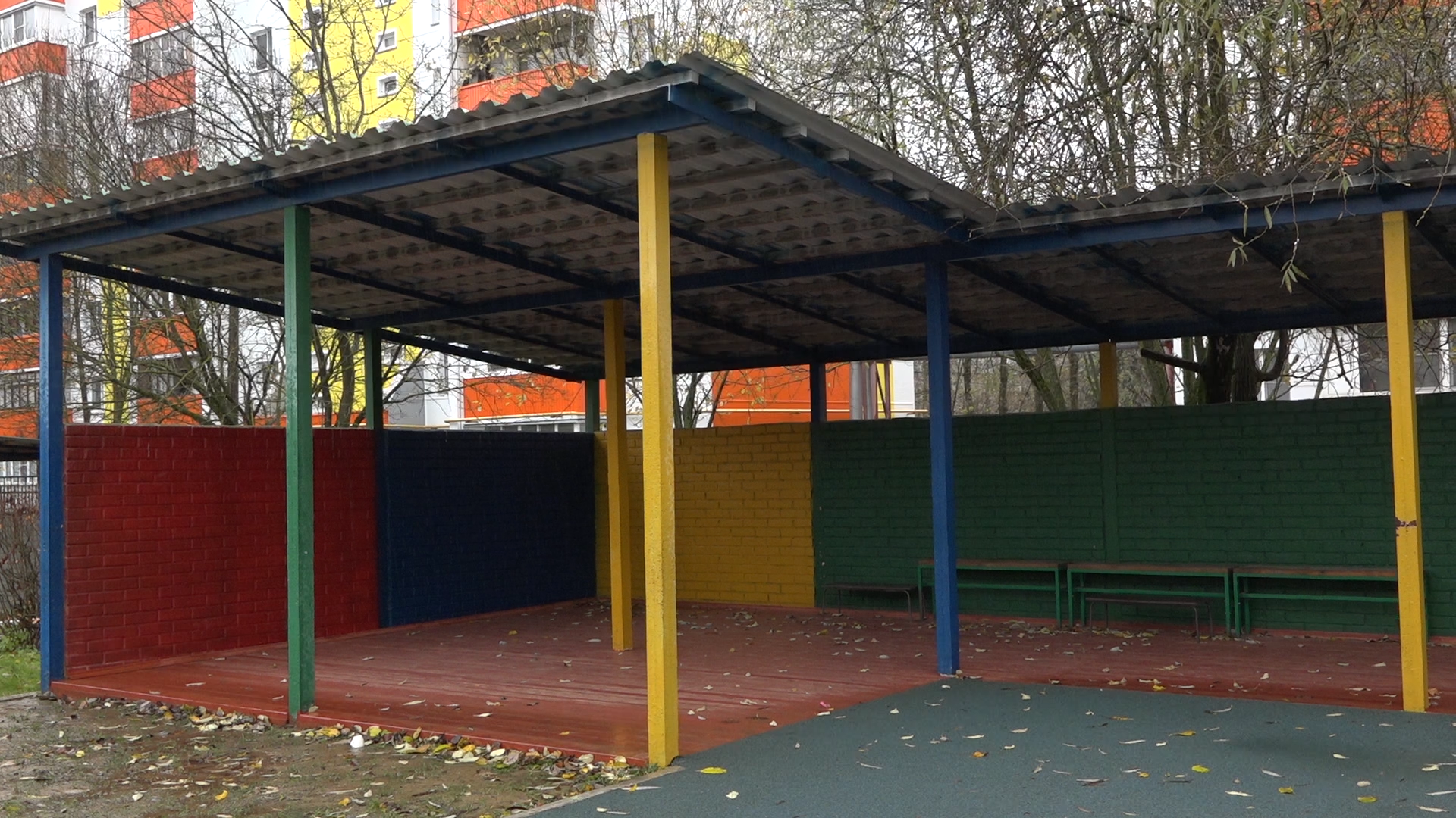 школа Попова Власиха, дошкольный корпус Поповки, Власиха школа Попова, благоустройство детской площадки, ясельная группа в Поповке,