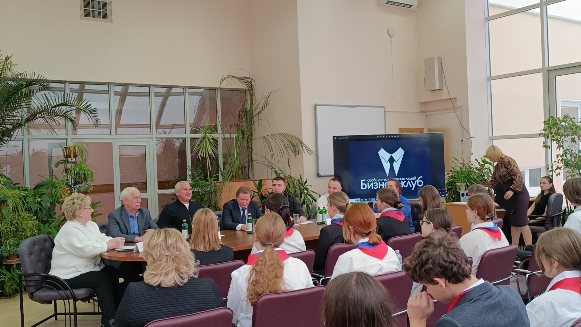 бизнес-клуб, школа, лобня,