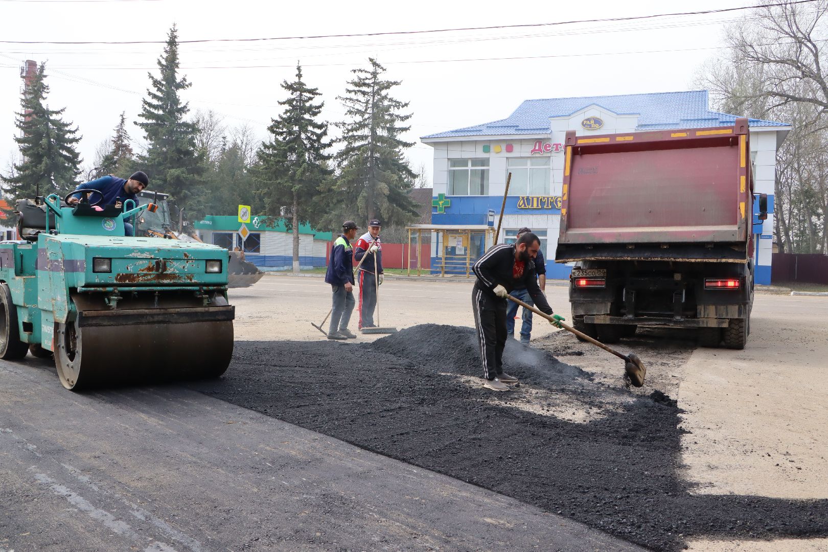 Серебряные Пруды, дворы, ямочный ремонт, благоустройство