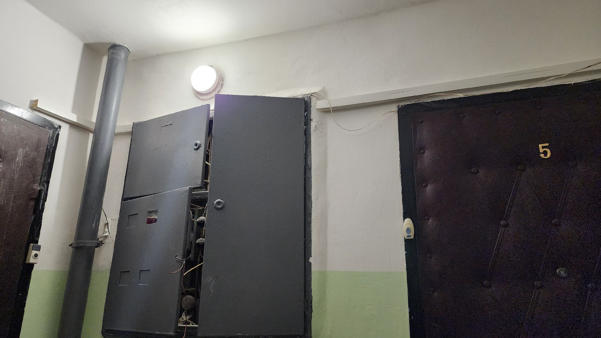 Раменский округ, Село Ульянино, Ремонт подъездов в Ульянино, Вертикальное видео, Вертикалка,