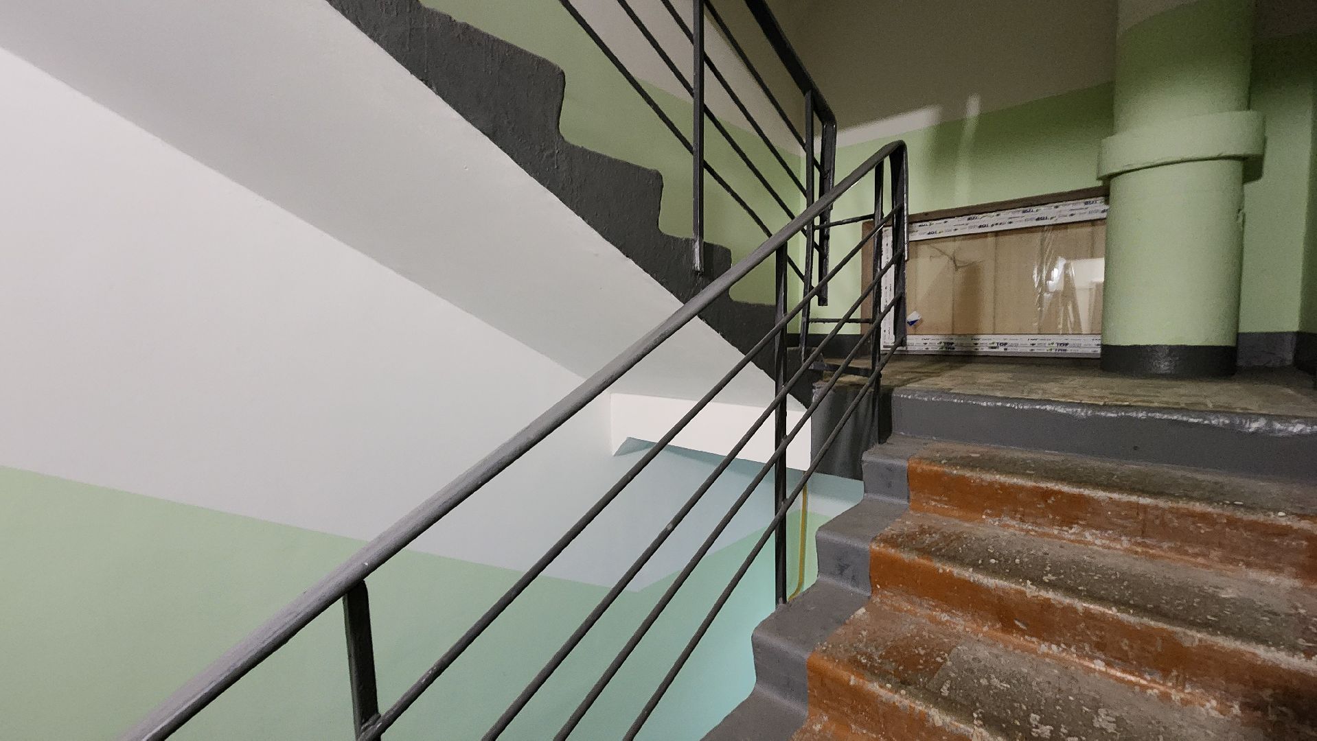 Раменский округ, Село Ульянино, Ремонт подъездов в Ульянино, Вертикальное видео, Вертикалка,