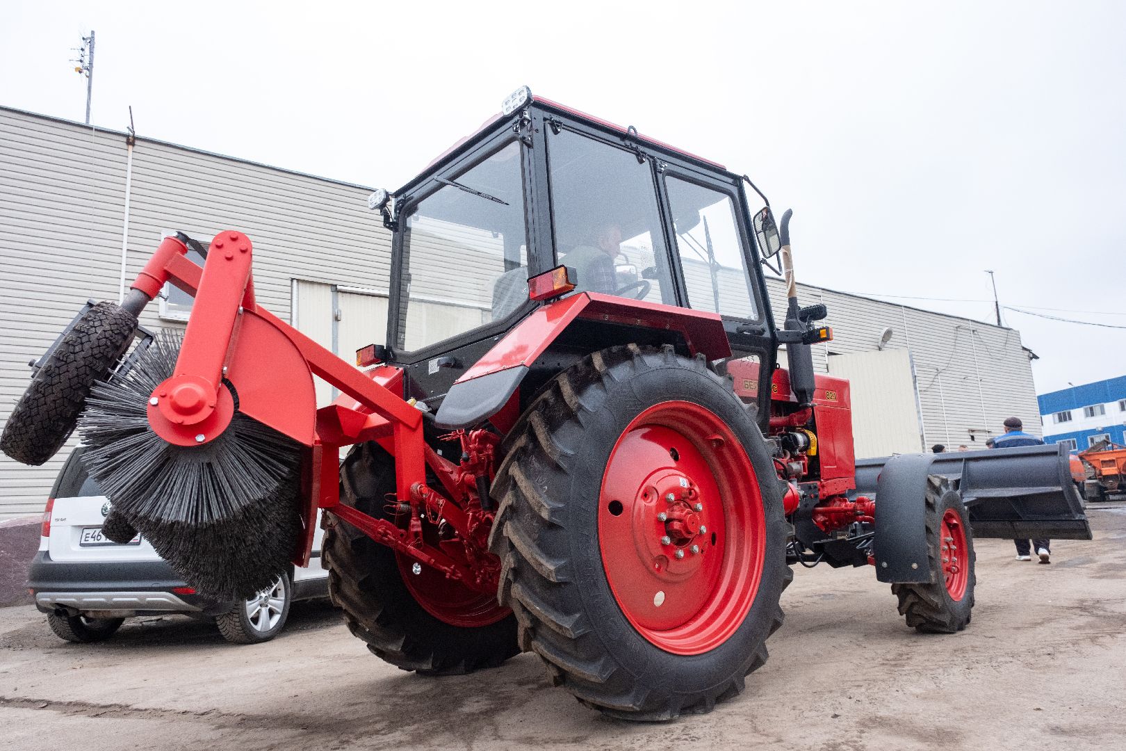 лыткарино, жкх, трактор беларус,