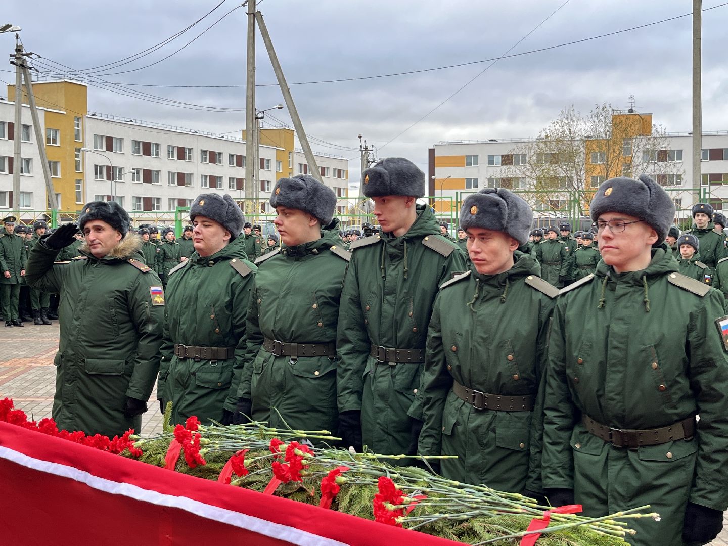 вертикальное видео, вертикалка, мемориальная доска, наро-фоминск, наро-фоминский городской округ, роман шамнэ, владимир завадский,