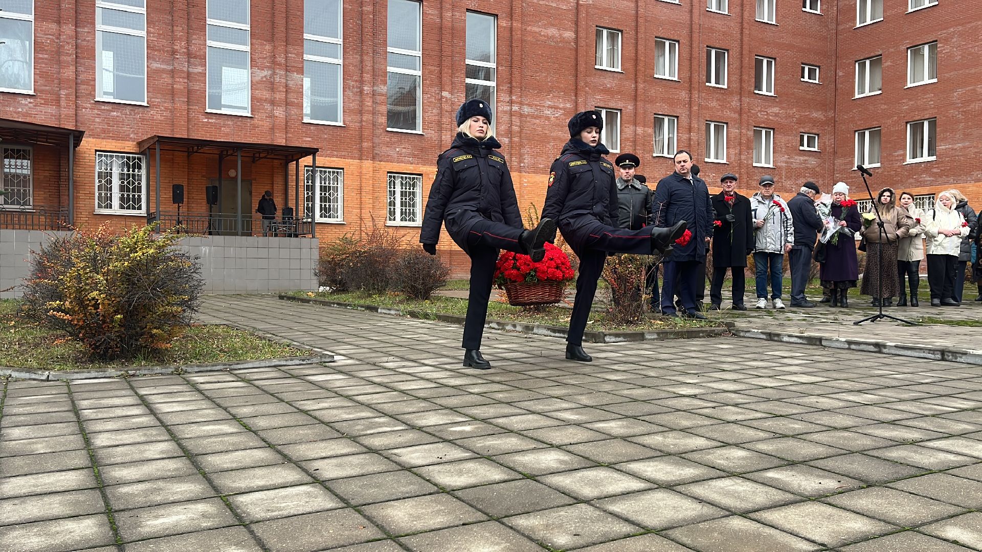 мвд, мвд россии, день полиции, полиция, память, полицейские, милиция, милиционеры, погибшие, товарищи,