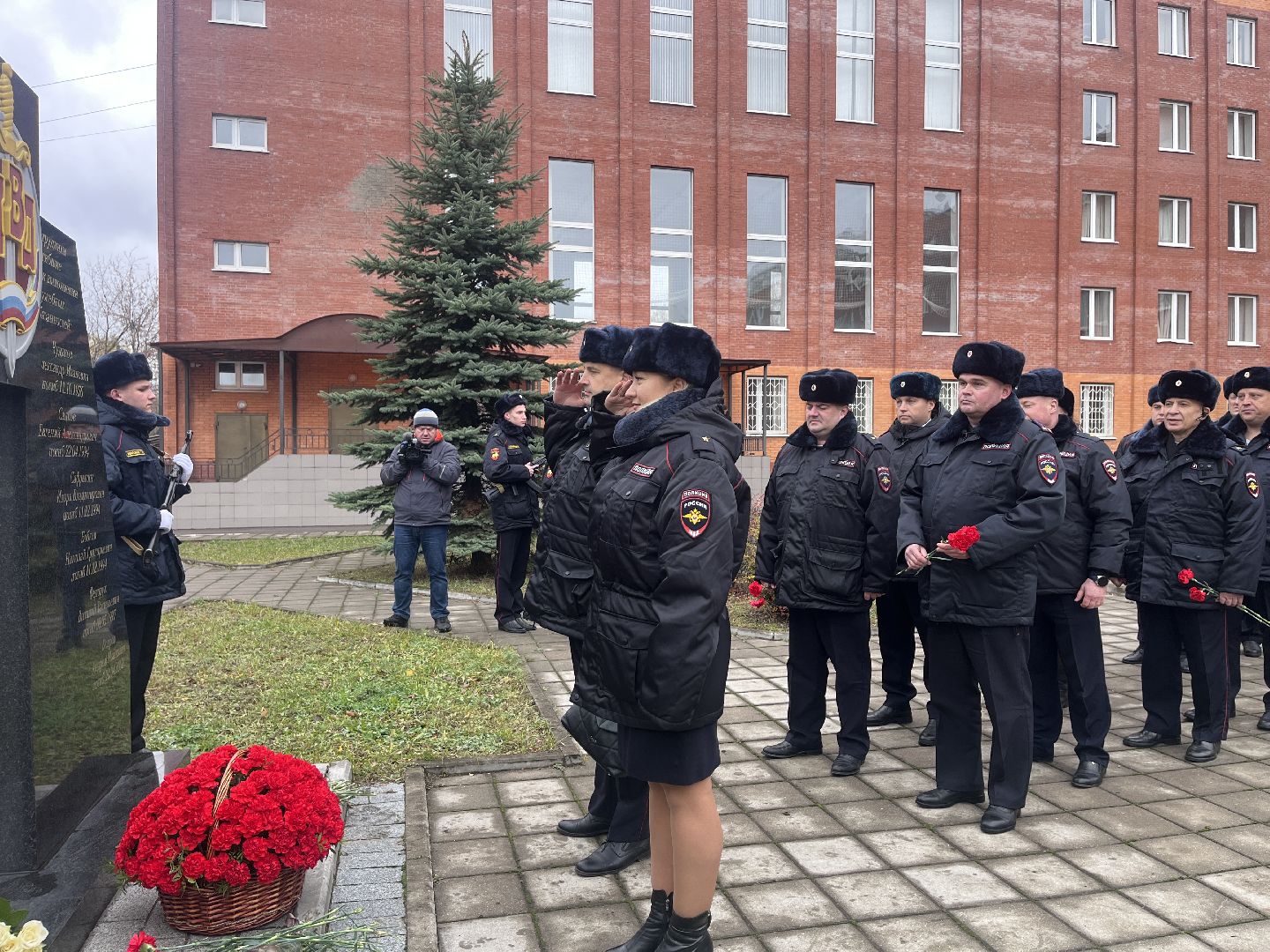 мвд, мвд россии, день полиции, полиция, память, полицейские, милиция, милиционеры, погибшие, товарищи,