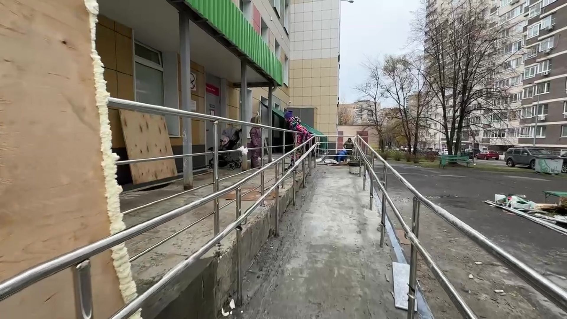 Реутов, вертикалки, ремонт фасада, медицина, строительство, детская поликлиника,