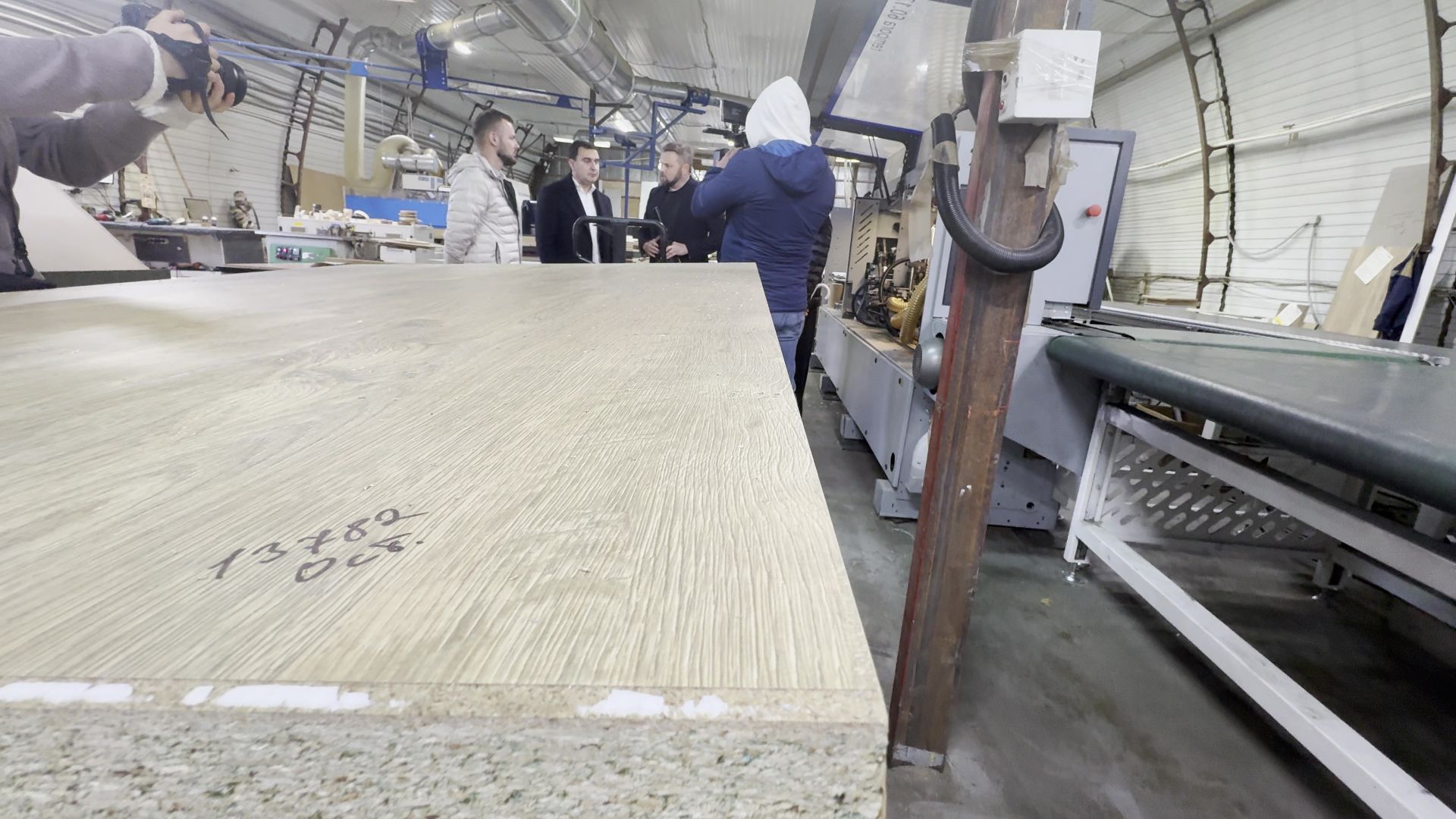 Реутов, вертикалки, экономика, производство мебели, кухни,