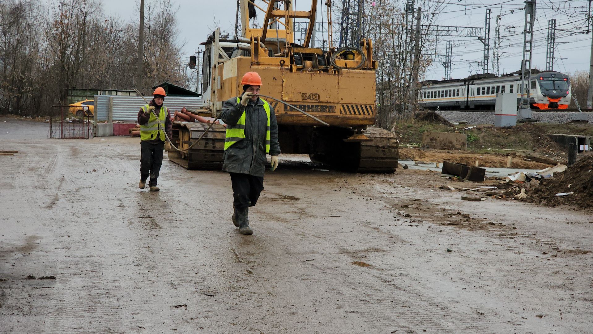 наземный переход, Строительство, Лобня, вертикалки,