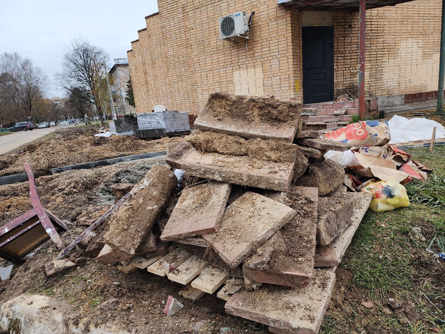 Руза, рузский городской округ, подмосковье, библиотека руза, рузская библиотека, рузский округ, благоустройство, вертикалки,