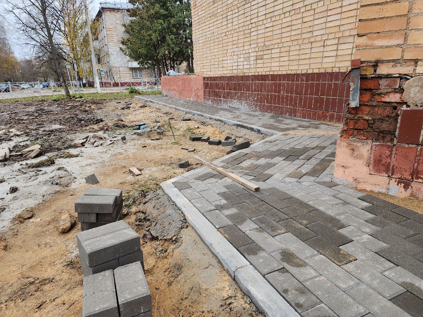 Руза, рузский городской округ, подмосковье, библиотека руза, рузская библиотека, рузский округ, благоустройство, вертикалки,