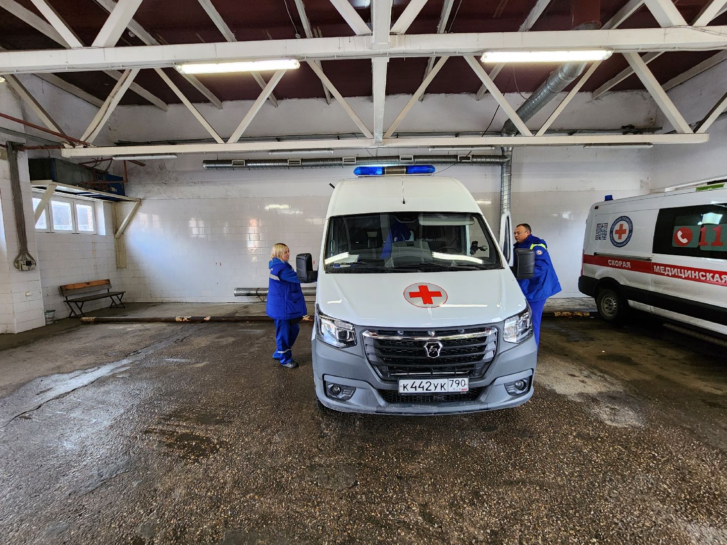 Чехов, подстанция скорой помощи, новые машины, автомобили Газель, оборудование, пополнение автопарка, региональная программа Здравоохранение, губернатор московской области, вертикалки,