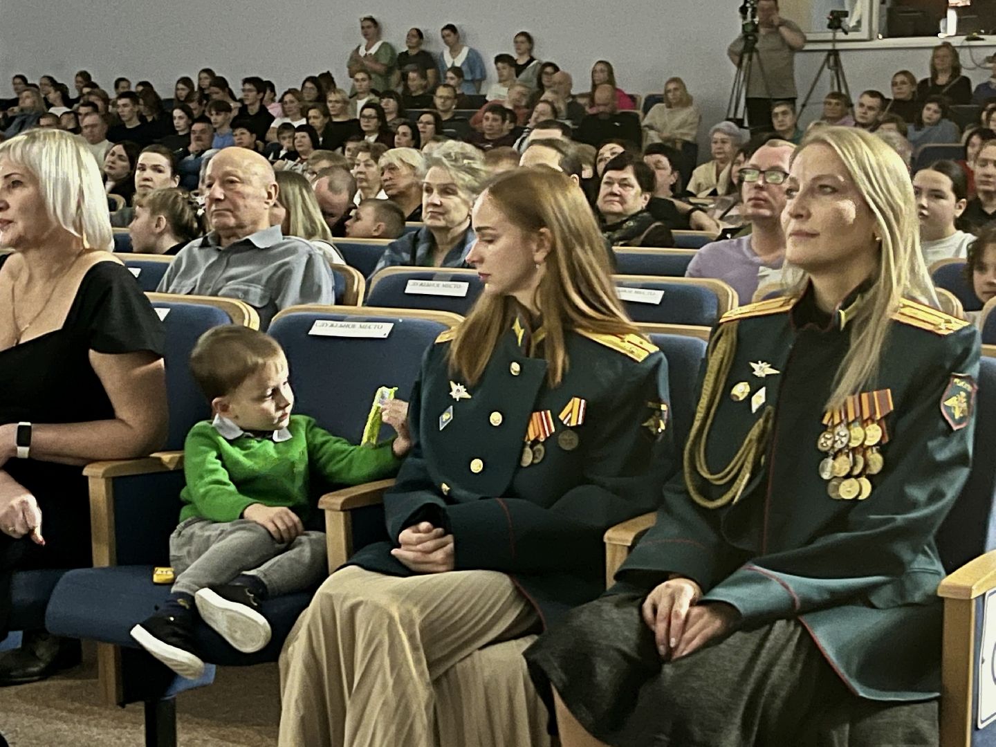 сво выставка, стипендия губернатора, хореографическая школа имени ирины зайцевой, наро-фоминск, памяти бойцов сво,вертикальное видео, вертикалка,