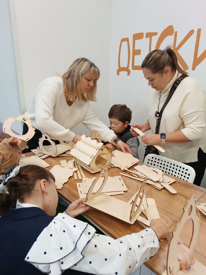 вертикалки, дети, синичкин день, экологическая акция, птицы, кормушки, кормушка для птиц,