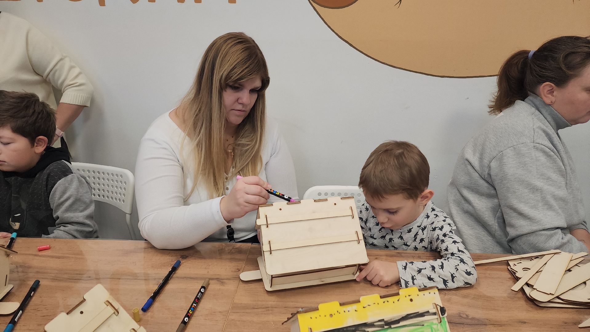 вертикалки, дети, синичкин день, экологическая акция, птицы, кормушки, кормушка для птиц,