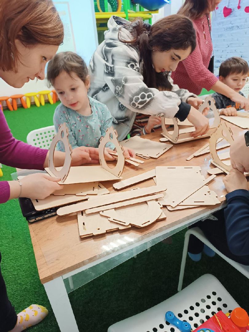 вертикалки, дети, синичкин день, экологическая акция, птицы, кормушки, кормушка для птиц,