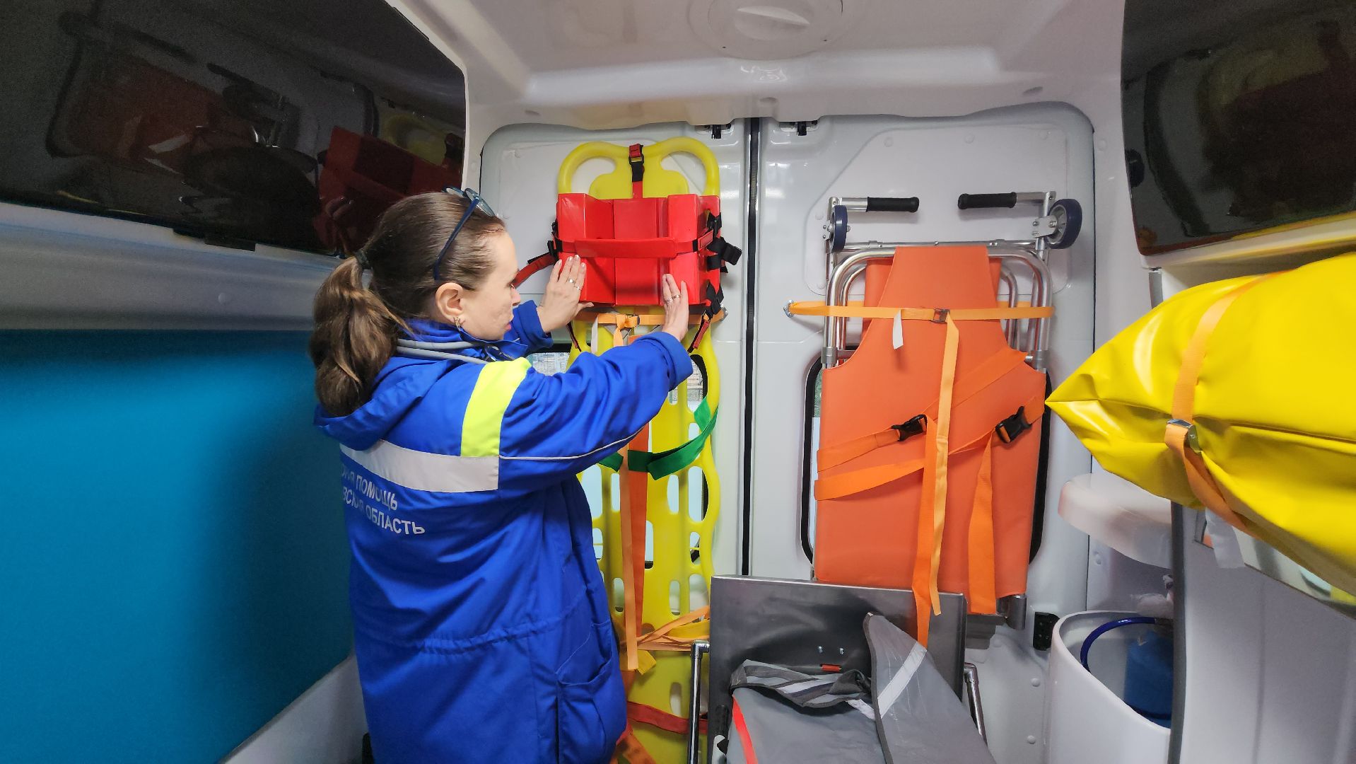 скорая медицинская помощь, Машина скорой помощи, Лобня, вертикалки,