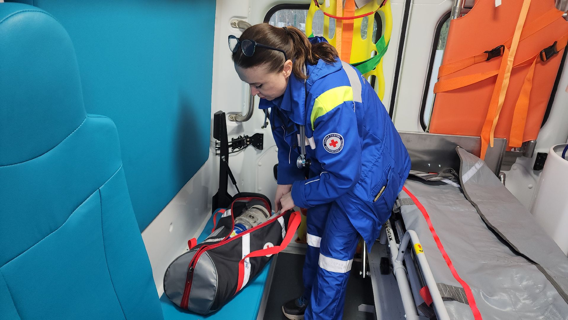 скорая медицинская помощь, Машина скорой помощи, Лобня, вертикалки,