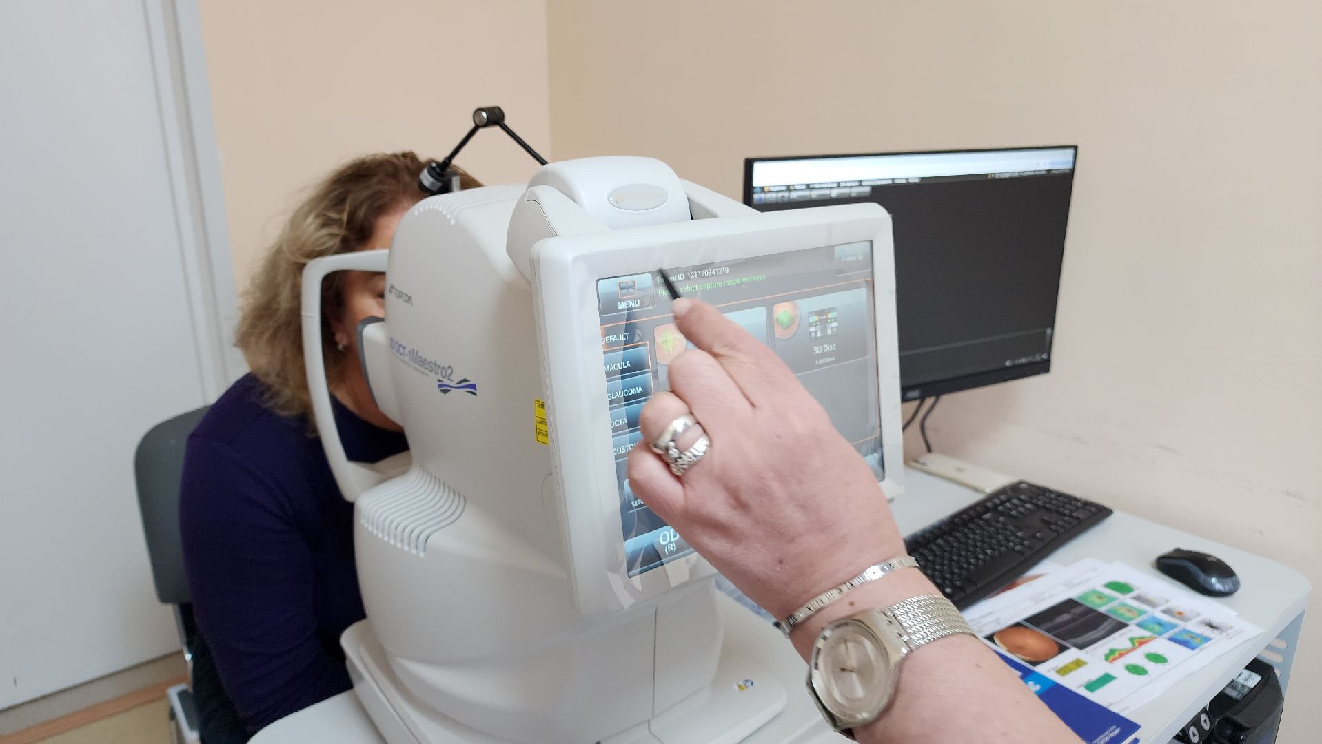 протвино, медициона, медицинское оборудование, поликлиника протвино, кабинет офтальмолога,