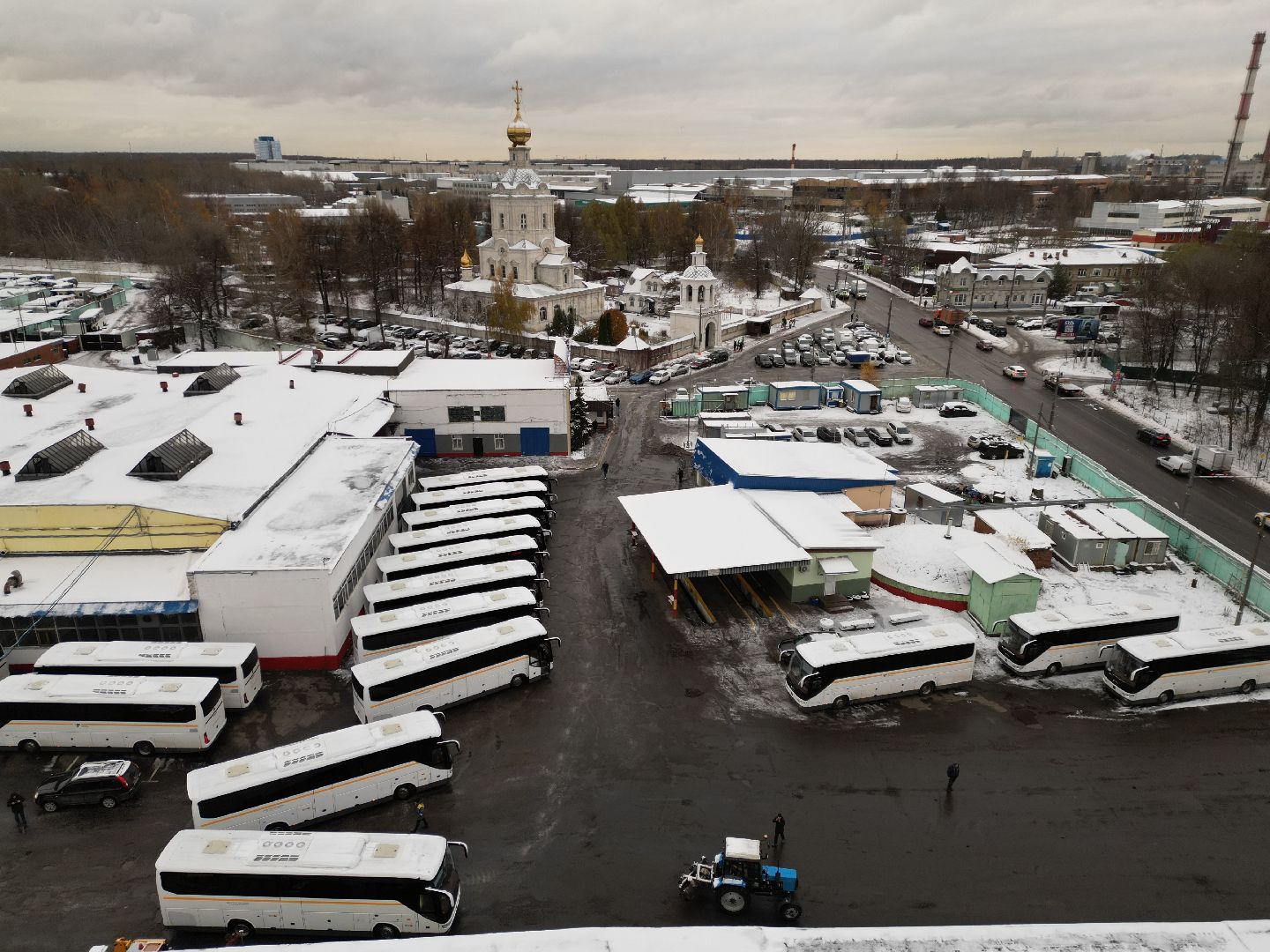 видео с коптера, автобусы, транспорт,