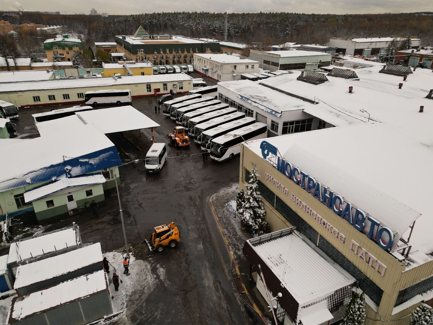 видео с коптера, автобусы, транспорт,