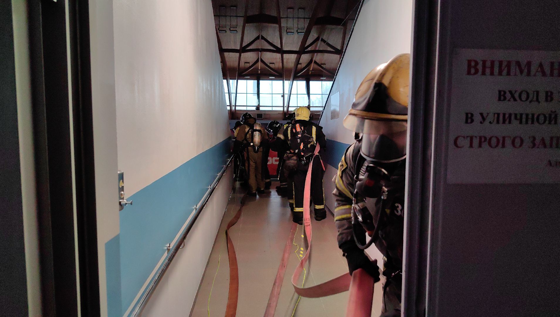 пожар, спасатели, мчс, ликвидация пожара, отряд, техника,